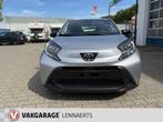 Toyota Aygo X 1.0 VVT-i S-CVT Play Automaat, 12 maanden, Stof, Gebruikt, 4 stoelen