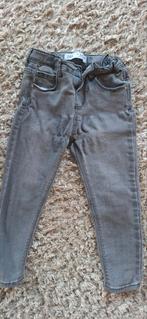 Zara grijze broek maat 104, Broek, Gebruikt, Jongen of Meisje, Ophalen of Verzenden