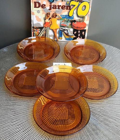 6 Vintage Duralex Frosted Wave Amber Ontbijt borden, Huis en Inrichting, Keuken | Servies, Zo goed als nieuw, Bord(en), Overige stijlen