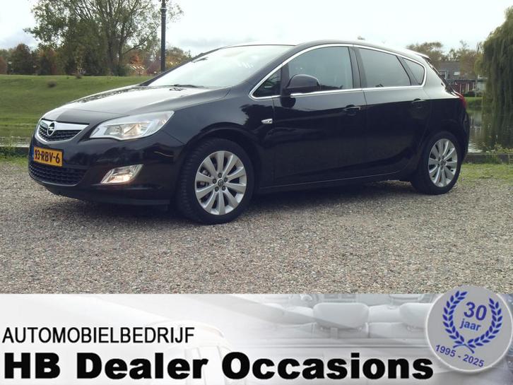 Opel Astra 1.4 Cosmo - Airco - Navigatie (bj 2011), Auto's, Opel, Bedrijf, Te koop, Astra, ABS, Airbags, Airconditioning, Boordcomputer