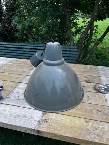 Tekoop lamp, werkend gedemonteerd beschikbaar voor biedingen
