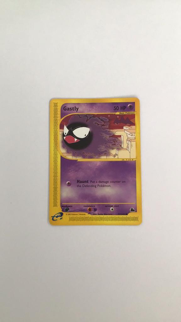 Gastly Pokémonkaart – 2003 – 57/144 – ID: F-22-# – €10, Hobby en Vrije tijd, Verzamelkaartspellen | Pokémon, Zo goed als nieuw