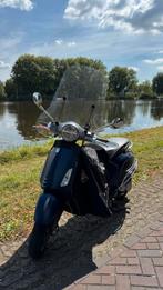 Vespa Primavera Bromscooter, Fietsen en Brommers, Scooters | Vespa, Ophalen, Overige modellen, Maximaal 45 km/u, Zo goed als nieuw