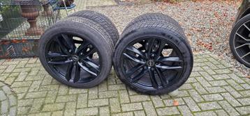 Originele audi velgen plus banden. beschikbaar voor biedingen