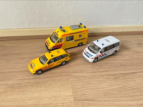 Cararama Hulpdiensten – 1/32, Hobby en Vrije tijd, Modelauto's | 1:32, Zo goed als nieuw, Auto, Overige merken, Ophalen of Verzenden