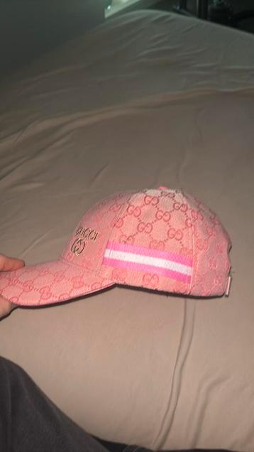 Gucci pet snel weg beschikbaar voor biedingen