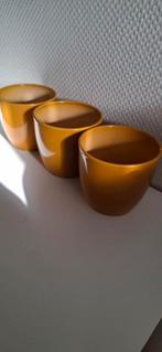 3 okergele bloempotten voor binnen als nieuw, Tuin en Terras, Bloempotten, Rond, Binnen, Ophalen of Verzenden, Zo goed als nieuw