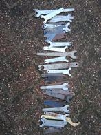 Diverse Conussleutels - pensleutel haaksleutel, Doe-het-zelf en Verbouw, Ophalen of Verzenden, Gebruikt