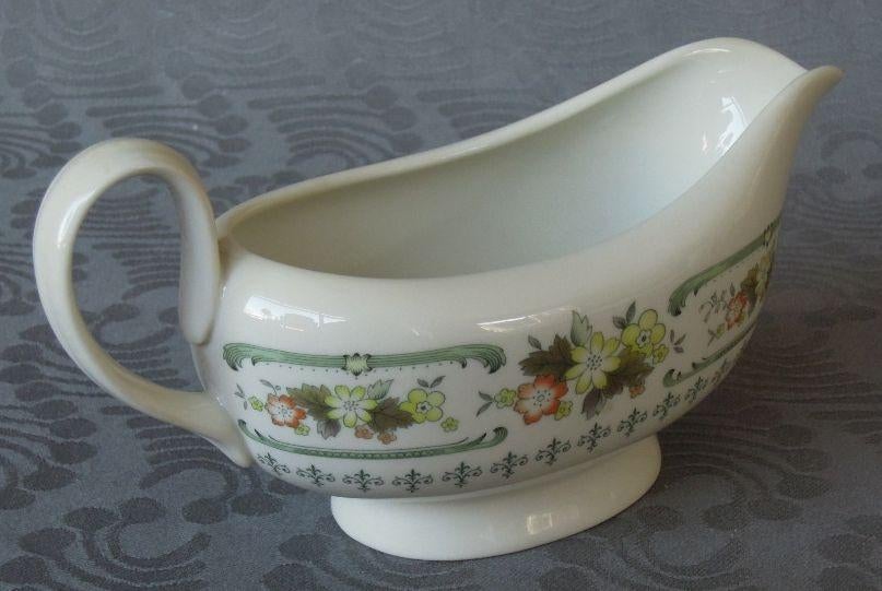 NR TT12: 1 Royal Doulton Provencal juskom, Doulton. Tweedehands onbekend, Overige typen, Nieuw, Ophalen of Verzenden