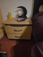 2 houten Nachtkastje met 2 Lades, Ophalen, Gebruikt, 55 tot 70 cm, 45 tot 65 cm