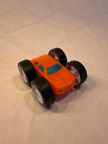 Omdraai-auto beschikbaar voor biedingen