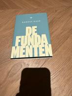 Boek De Fundamenten - Ramsey Nasr, Ophalen of Verzenden, Zo goed als nieuw, Nederland