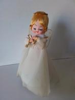 Kerst,Dreams Engel draait rond met kerstwijsje., Verzamelen, Poppen, Ophalen of Verzenden, Zo goed als nieuw, Pop