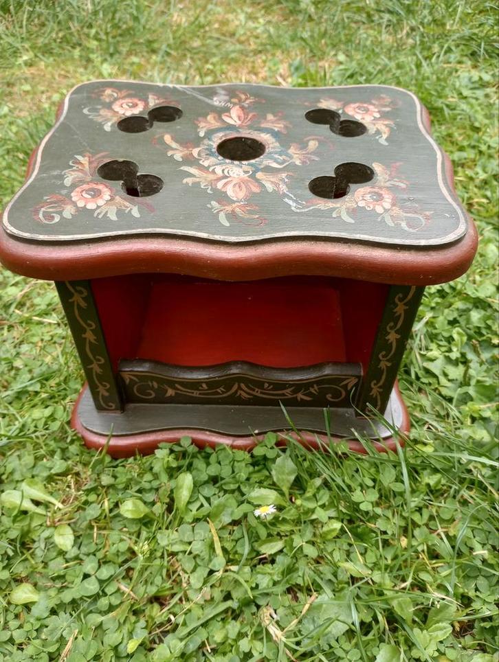Hindelooper stoof, Antiek en Kunst, Antiek | Meubels | Stoelen en Banken, Ophalen of Verzenden