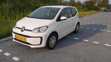 Volkswagen up! 1.0 75PK 5D BMT 2017 Wit beschikbaar voor biedingen