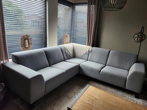 Hoekbank 5-zits Pronto Wonen - vandaag gratis afhalen, Huis en Inrichting, Banken | Complete zithoeken, Gebruikt, Stof, Ophalen