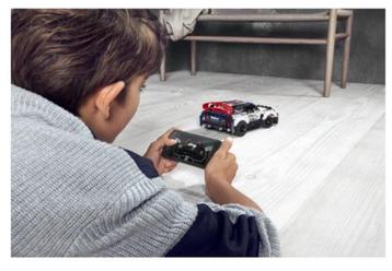LEGO Technic Top Gear Rallyauto met App-bediening - 42109 beschikbaar voor biedingen