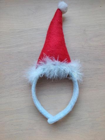 Haarband met kerstmuts  beschikbaar voor biedingen