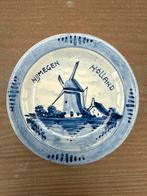 Delfts Blauw Wandbordje - Nijmegen - hollandse molen 8 cm, Ophalen of Verzenden
