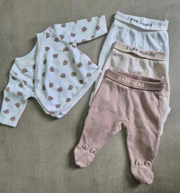 Pakket babykleding jongen maat 50/56/62 beschikbaar voor biedingen