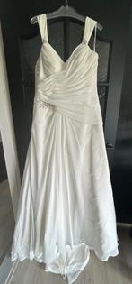 A-lijn Lisa Donetti trouwjurk (maat 42, 44, 46) met sleep, Kleding | Dames, Trouwkleding en Trouwaccessoires, Ophalen of Verzenden