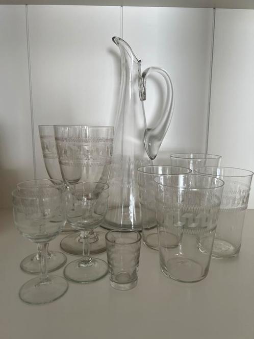 Meander glazen en karaf  8-delig, Antiek en Kunst, Antiek | Glas en Kristal, Ophalen of Verzenden