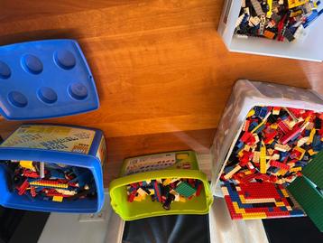 Lego  beschikbaar voor biedingen