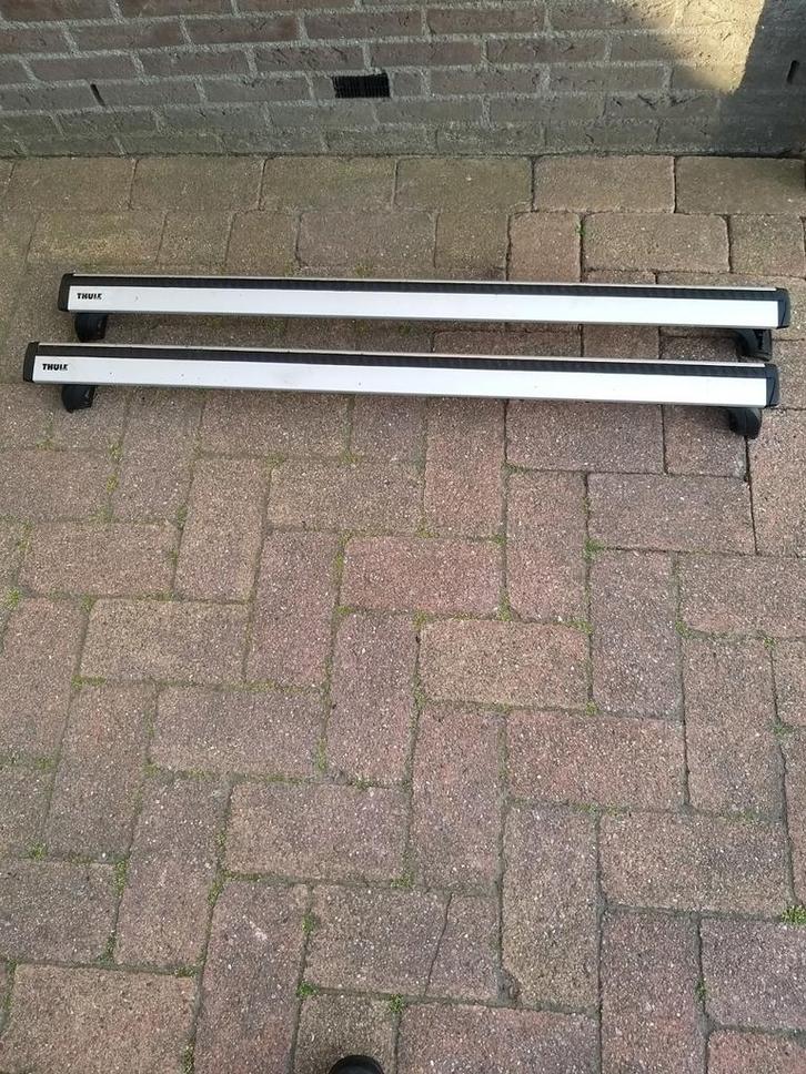 Thule dakdragers wingbar evo 127 cm  met voetenset 753 +4025, Auto diversen, Dakdragers, Ophalen