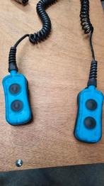 2x laadklep bediening, Auto-onderdelen, Ophalen of Verzenden, Overige merken