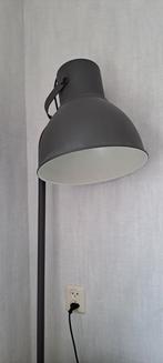 Ikea hektar vloerlamp, Huis en Inrichting, Ophalen, Zo goed als nieuw