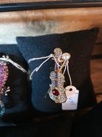 Gouden Viool Broche - Nieuw, Sieraden, Tassen en Uiterlijk, Minder dan 4 cm, Nieuw, Ophalen of Verzenden, Met edelsteen