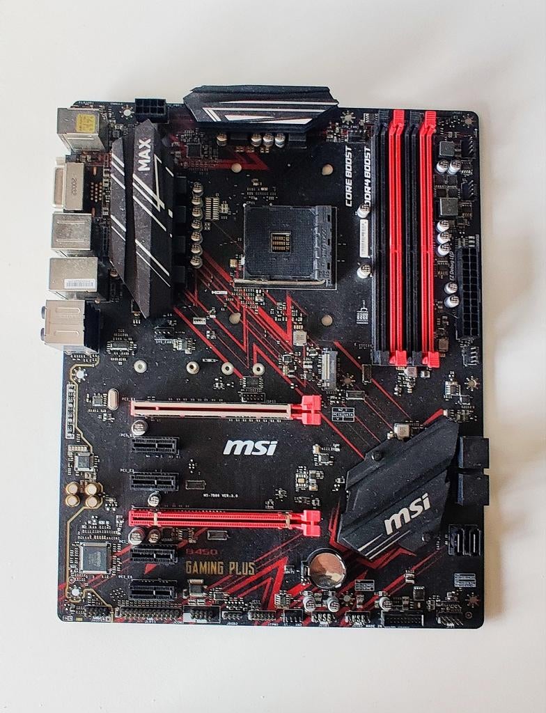 Msi b450 gaming plus max moederbord voor onderdelen, Computers en Software, Moederborden, DDR4, Ophalen of Verzenden, Socket AM4