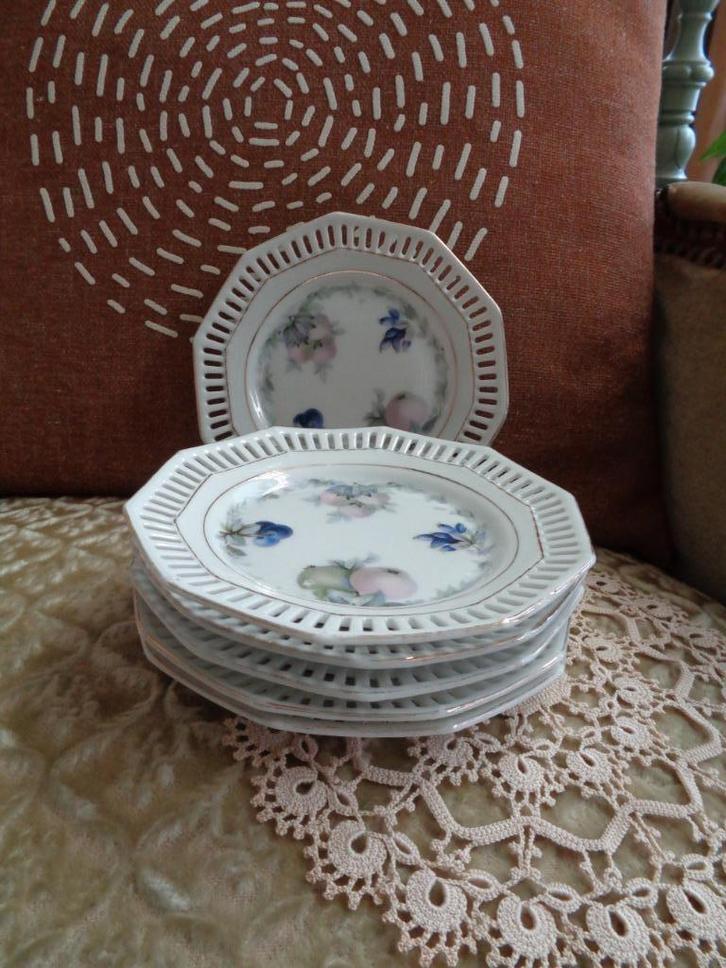 6 Brocante Opengewerkte Fruit Bordjes ** Mimosa **, Antiek en Kunst, Antiek | Servies los, Ophalen of Verzenden