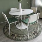 Ikea  zgan Wit Eettafel 4 Stoelen en Kleed, Ophalen, Zo goed als nieuw