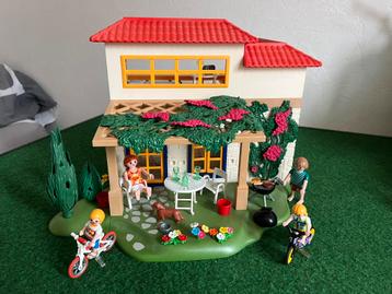 Playmobil Zomerhuis 4857 beschikbaar voor biedingen