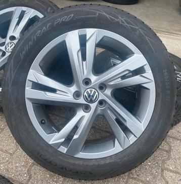 17” Originele VW Taigo T-Cross Valencia Velgen +Winterbanden beschikbaar voor biedingen