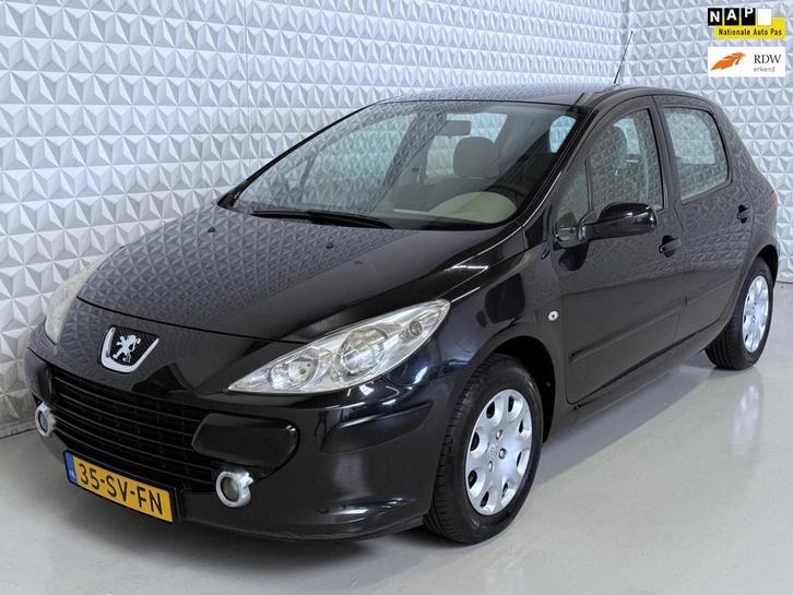 Peugeot 307 1.6-16V XT Airco Clima Cruise Trekhaak (2006), Auto's, Peugeot, Bedrijf, Te koop, ABS, Airbags, Airconditioning, Boordcomputer