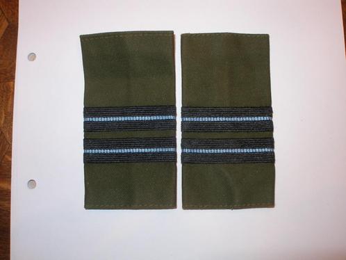 Deense schouderemblemen luitenant, Verzamelen, Militaria | Algemeen, Landmacht, Embleem of Badge, Nederland, Ophalen of Verzenden