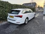 Skoda Octavia Combi 1.0 TSI Business Edition | Airco | Cruis, Stof, Gebruikt, Wit, 19 km/l