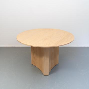 1 Normann Copenhagen Bue tafel Eiken 120 cm  Nieuw beschikbaar voor biedingen