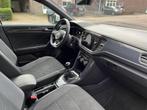 Volkswagen T-ROC 1.5 TSI R-LINE SPORT 150PK / DIGI COCKPIT /, Voorwielaandrijving, Euro 6, 150 pk, Wit