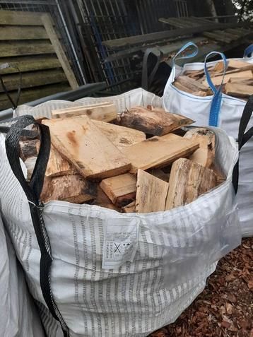 stookhout kachelhout. beschikbaar voor biedingen