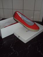 NIEUW: ballerina's PEAK PERFORMANCE maat 40 NP €75,-, Kleding | Dames, Nieuw, Peak Performance, Rood, Ballerina's