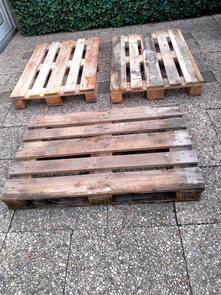 Vijf euro pallets zie omschrijving zo goed als nieuw, Doe-het-zelf en Verbouw, Hout en Planken, Zo goed als nieuw, Pallet, Vuren