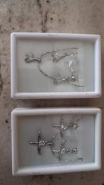Zilverkleurige Sieradenset - Nieuw! 2 verschillende., Overige materialen, Overige voorstellingen, Nieuw, Ophalen of Verzenden