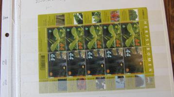 postzegelvel 2520-2551 beschikbaar voor biedingen