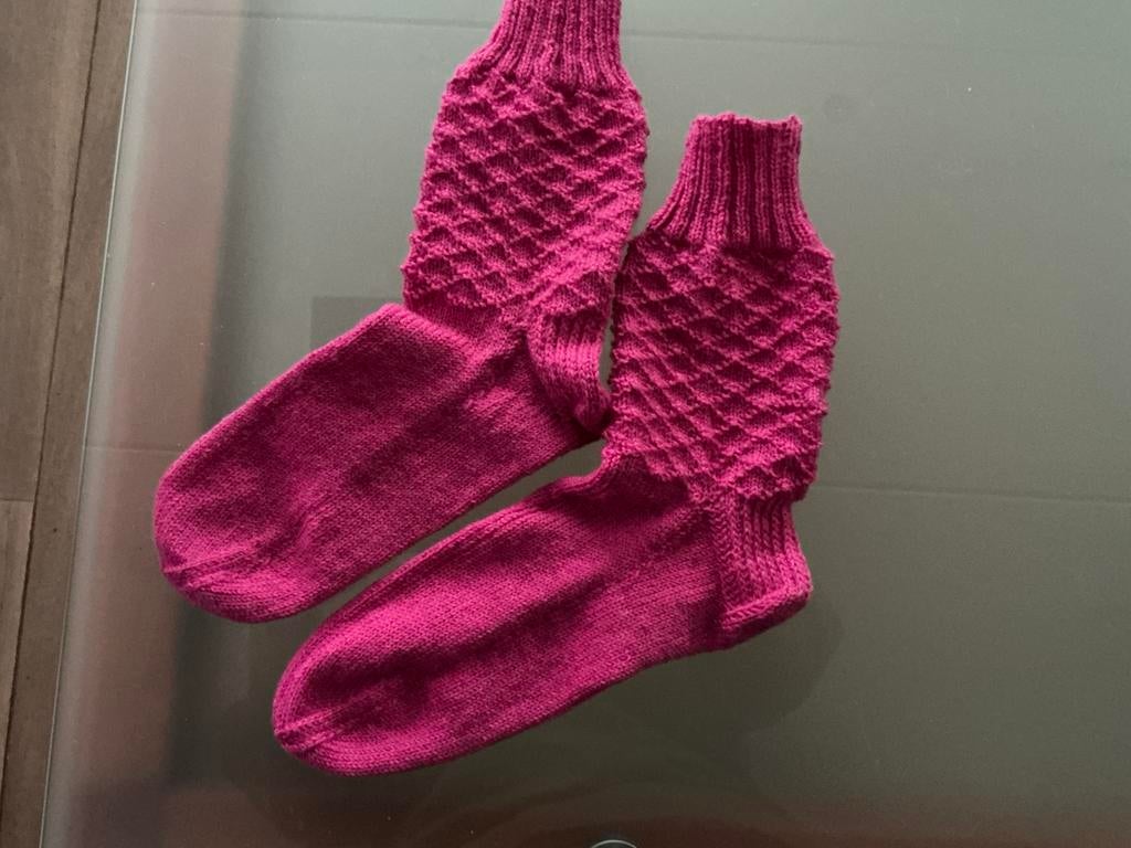 Handgebreide wollen sokken, Kleding | Dames, Sokken en Kousen, Sokken en Kniesokken, Nieuw, Ophalen of Verzenden, Maat 39 t/m 42