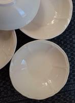 Wedgwood QUEENS PLAIN 3 puntgave papschaaltjes Ø 16 cm, Ophalen of Verzenden, Zo goed als nieuw, Aardewerk, Wedgwood