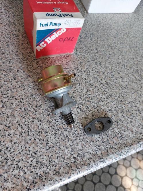 BENZINEPOMP OPEL KADETT D E MANTA B ASCONA B, Auto diversen, Overige Auto diversen, Ophalen of Verzenden