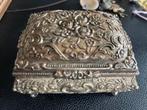 Vintage Zilveren Sieradendoosje met Roosjes, Ophalen of Verzenden, Zilver